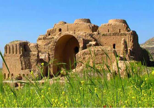 جیره بندی آب در اصفهان /ثبت جهانی شدن ساسان/کشف اشیای تاریخی با قدمت هزاره اول قبل از میلاد/ماجرای کودک ۲.۵ ماهه رها شده چه بود؟