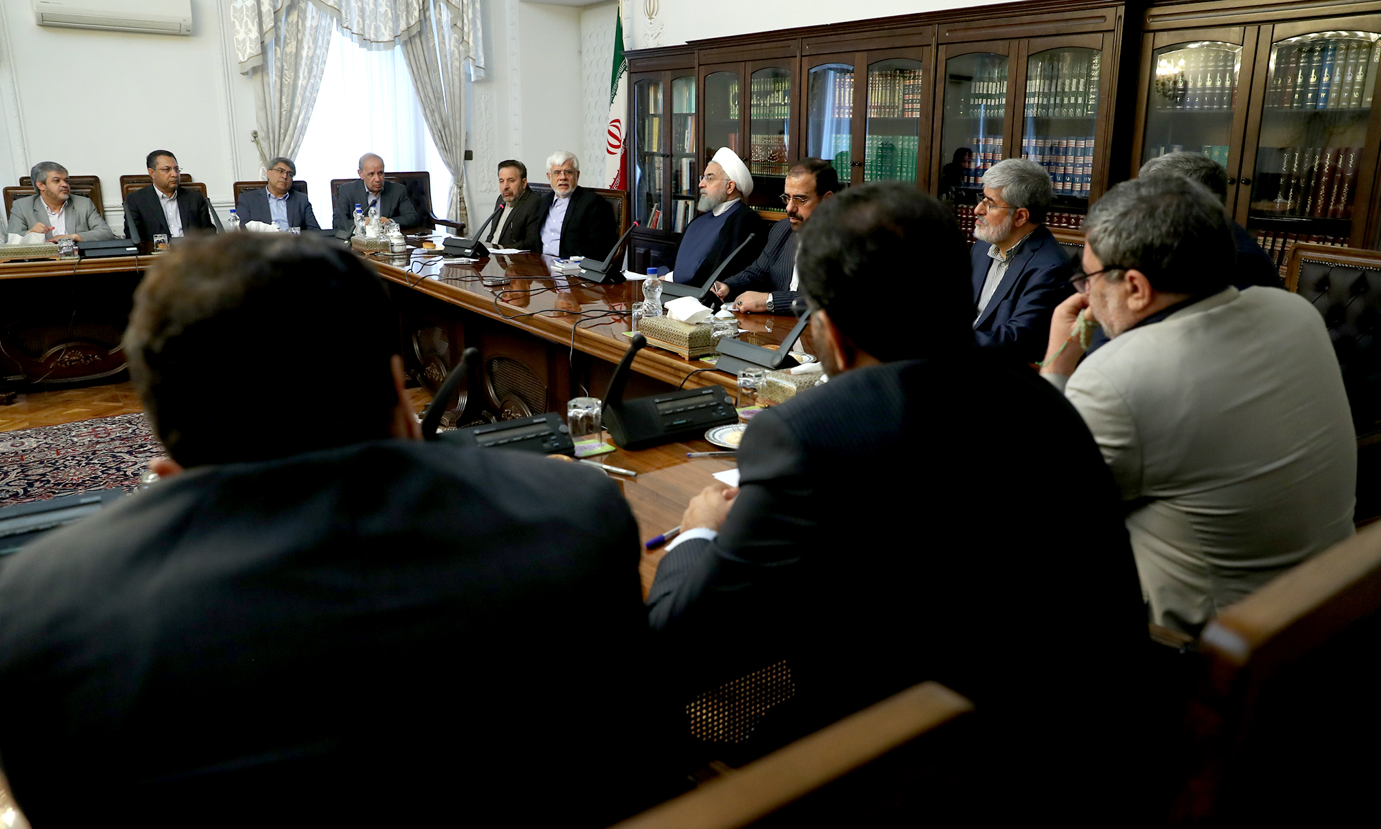 نشست دو ساعته امیدی&zwnj;ها با رئیس جمهور برگزار شد/ مشکلات اقتصادی، ترمیم کابینه از محورهای گفتگو بود