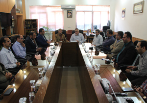 ساخت نماد نام آوران و ایثارگران در آرمستان باغ رضوان