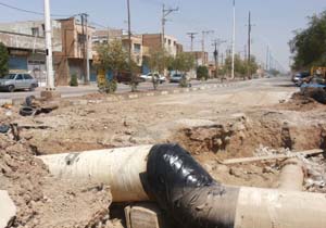هدررفت آب شرب در جمشیدآباد + فیلم
