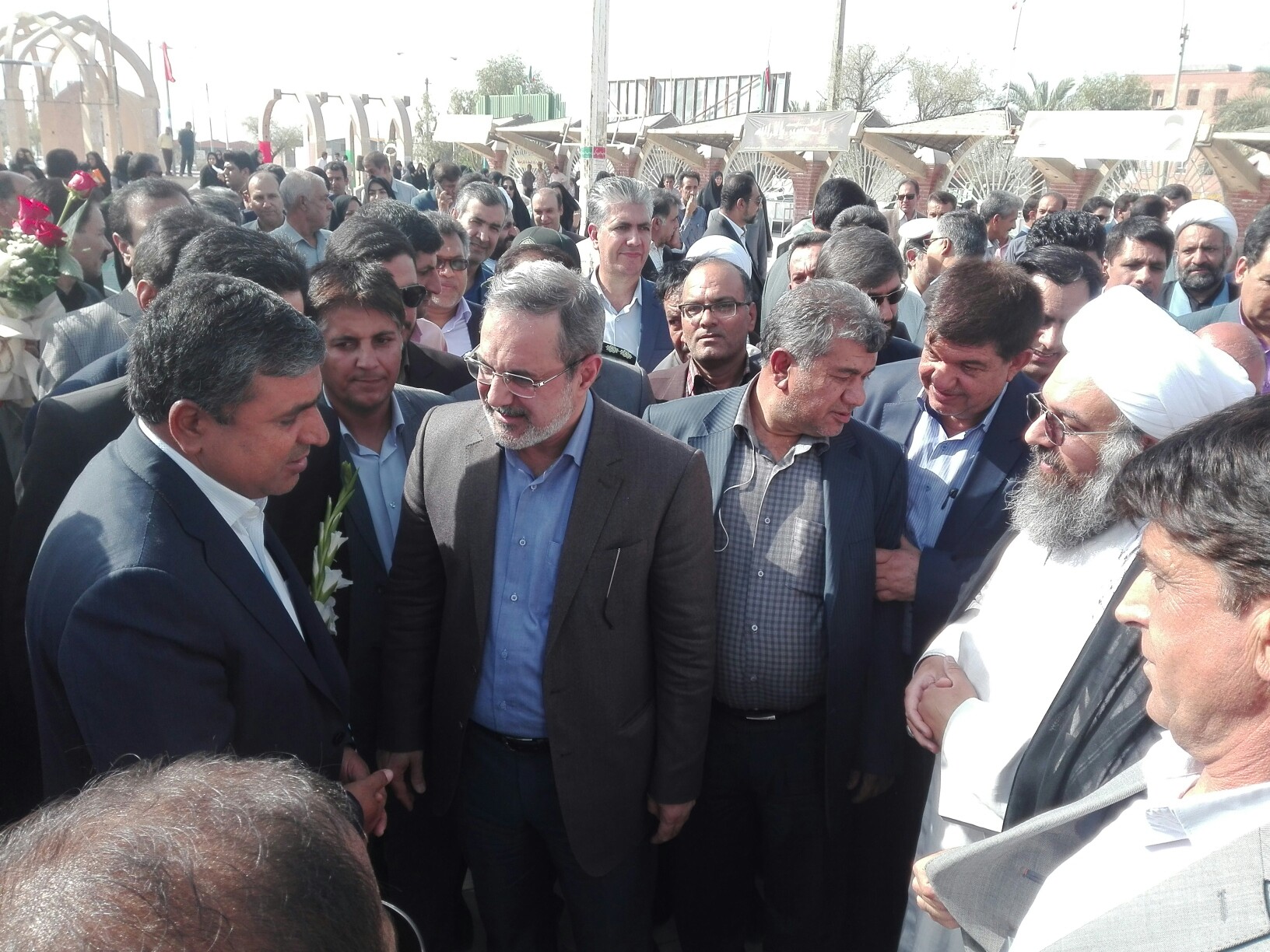 وزیر آموزش و پرورش کشور وارد جیرفت شد