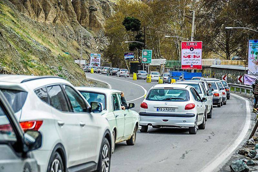 ممنوعیت تردد تریلر‌ها از جاده هراز/ترددهای برون شهری  4.5 درصد افزایش یافت