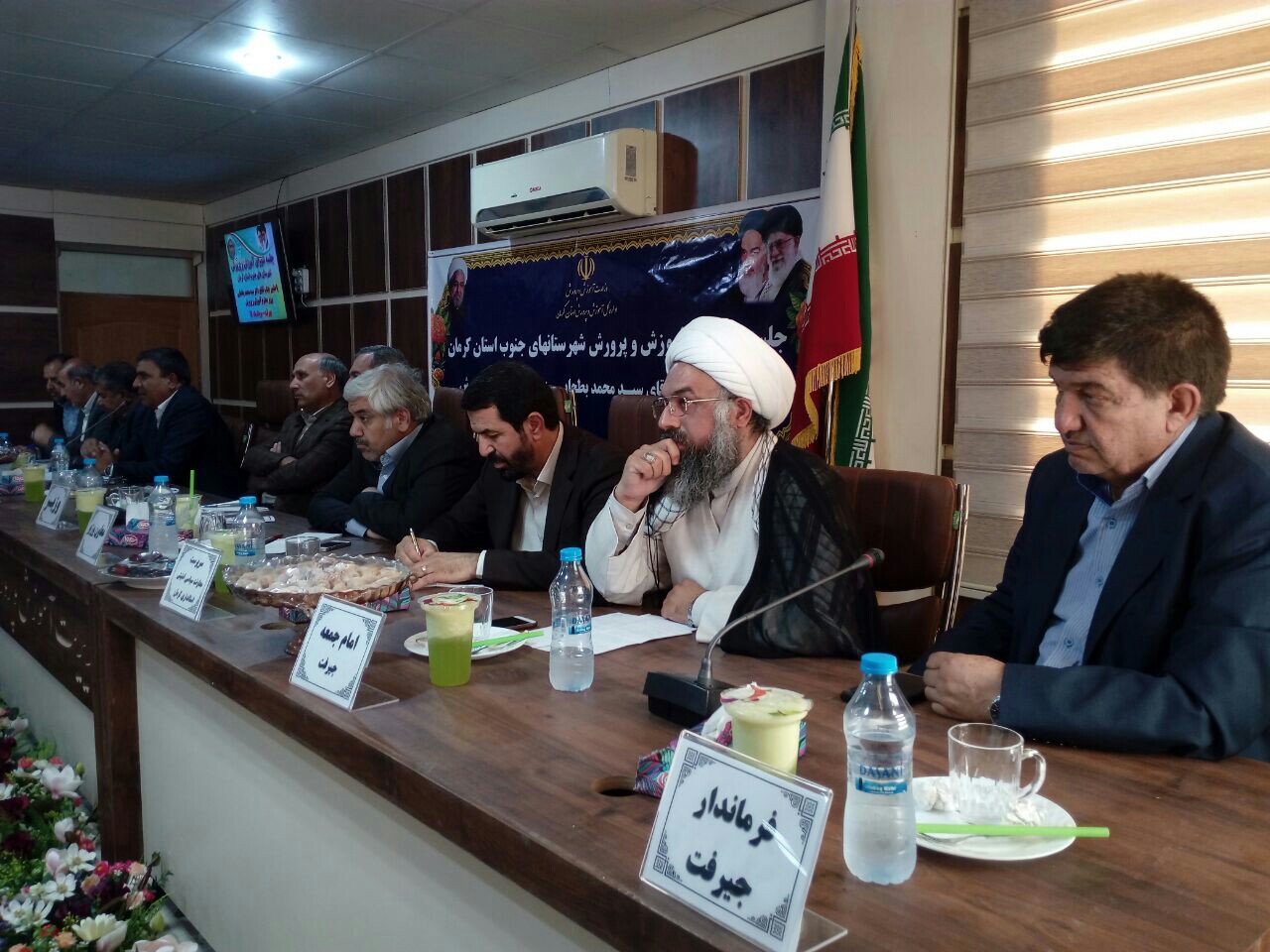 وزارت آموزش وپرورش به جنوب کرمان بیشتر توجه کند