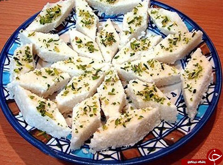 طرز تهیه لوز نارگیل خانگی شیرینی مخصوص عید &nbsp;