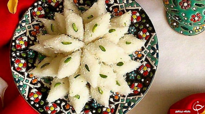 طرز تهیه لوز نارگیل خانگی شیرینی مخصوص عید &nbsp;