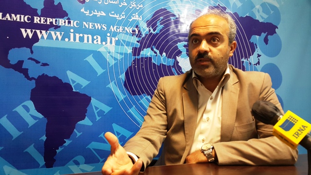 کارکنان دولت بر بازار تربت حیدریه نظارت داشته باشند