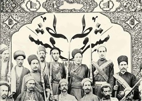 نمایشگاه‌ عکس‌ها و کارت پستال‌های زمان مشروطه در قاب کافه موزه
