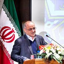 مجلس باید در جایگاه قانون گذار باشد/باید در اصولی از قانون اساسی که ابهام دارد بازنگری شود