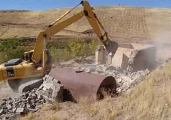 نخاله های ساختمانی باید در مکان مناسب تخلیه شوند