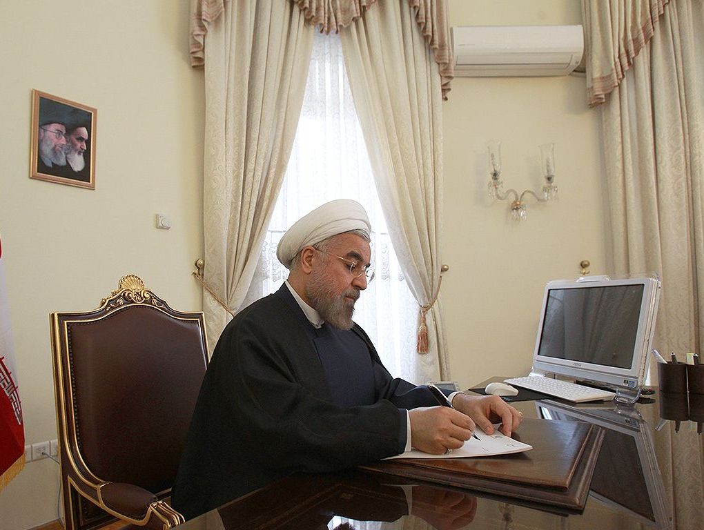 به یقین یاد و خاطره این مادر صبور و با ایمان در صفحه زرین افتخارات ملت ایران ماندگار خواهد بود