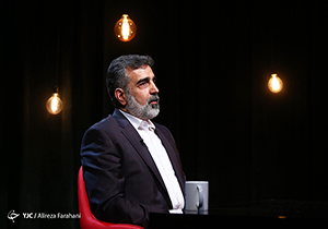 ماجرای مصاحبه با دانشمندان هسته ای در دفتر کار کمالوندی +فیلم