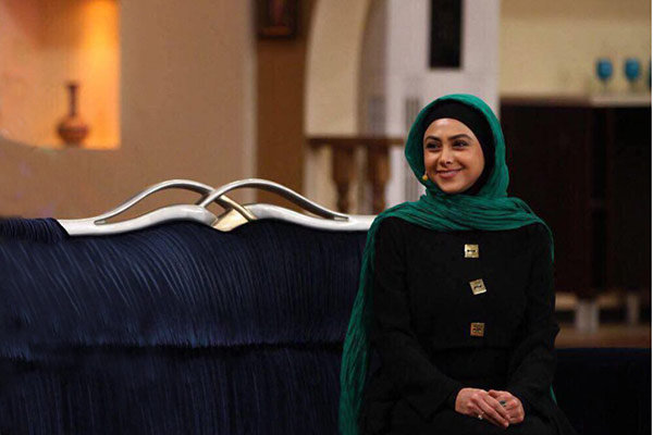 آزاده صمدی به &laquo;زیر نظر&raquo; پیوست