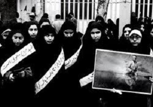 توزیع پوستر مسابقه خاطره نویسی زنان ایثارگر کُرد در بین مراکز فرهنگی کردستان