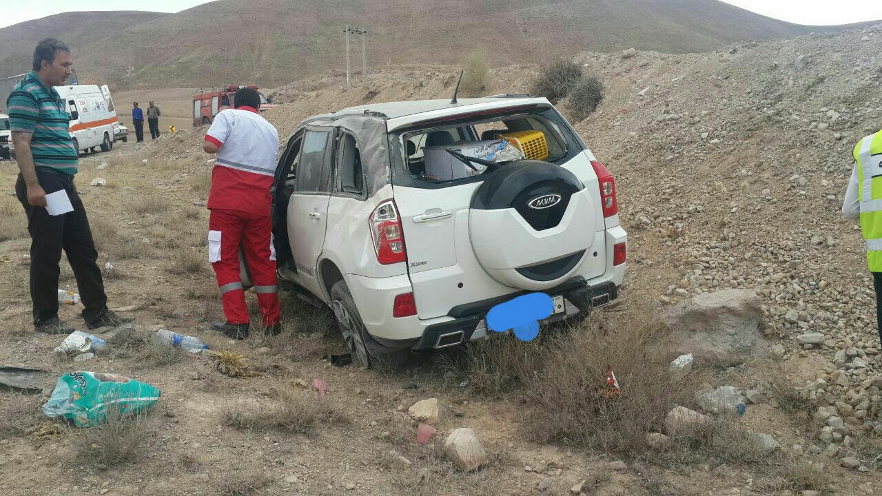 مصدومیت ۶ نفر در حادثه واژگونی خودرو ام وی ام