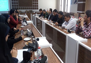 خبرنگاران با قلم خود انعکاس دهنده مشکلات مردم باشند