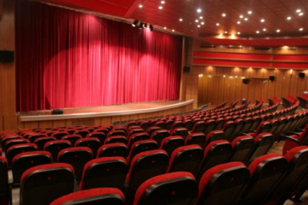 میزبانی رایگان پردیس&zwnj;های سینمایی شهرداری از خبرنگاران