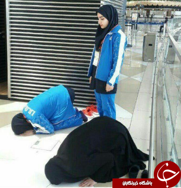 نماز خواندن ورزشکاران ایرانی سوژه رسانه ها شد+ تصویر