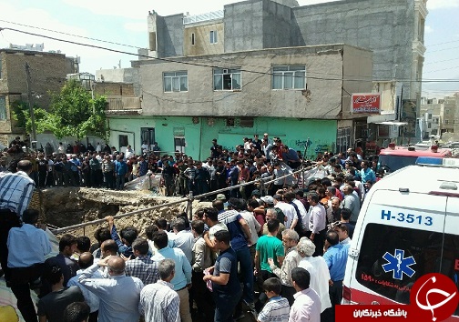۵ نفر در زیر آوار ساختمانی در نهاوند