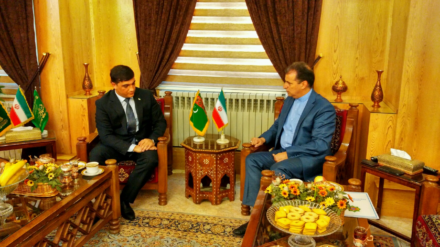 باید روابط بین ترکمنستان و ایران توسعه یابد باید روابط بین ترکمنستان و ایران توسعه یابد