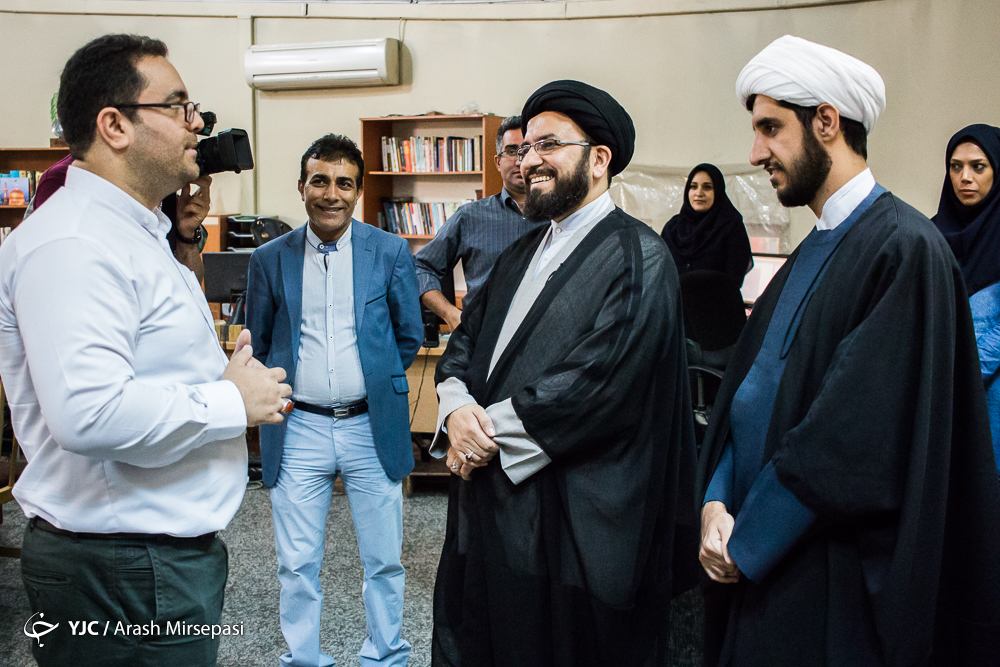مسئولانی که همزمان با روز خبرنگار از باشگاه خبرنگاران جوان بازدید کردند +تصاویر
