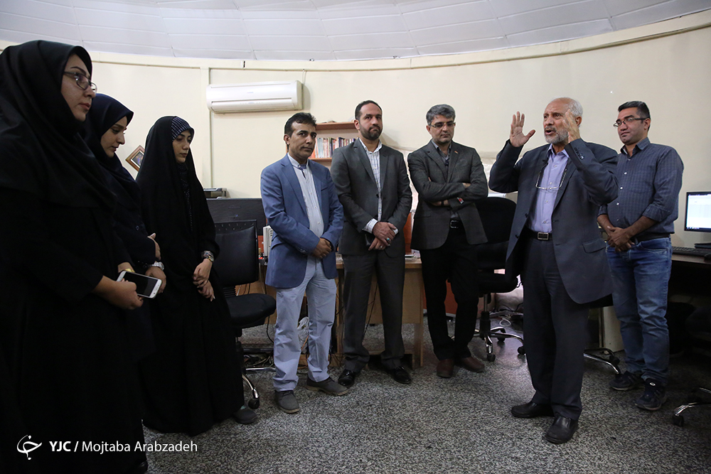 مسئولانی که همزمان با روز خبرنگار از باشگاه خبرنگاران جوان بازدید کردند +تصاویر