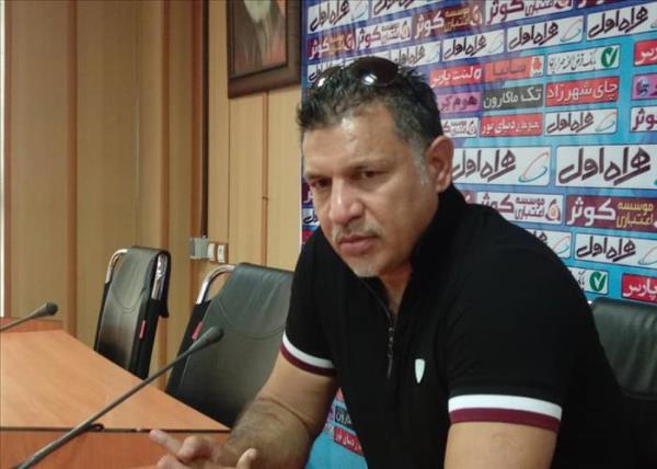 دایی: با تمام توان مقابل ذوب آهن بازی می کنیم