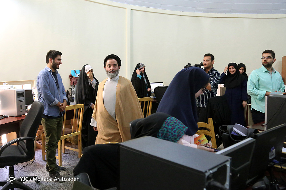 اگر حرکت خبرنگاران نباشد، خون شهدا پایمال می شود