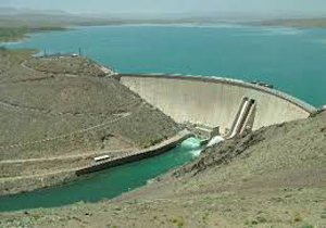 رها سازی30 میلیون متر مکعب برای آبیاری باغات غرب اصفهان