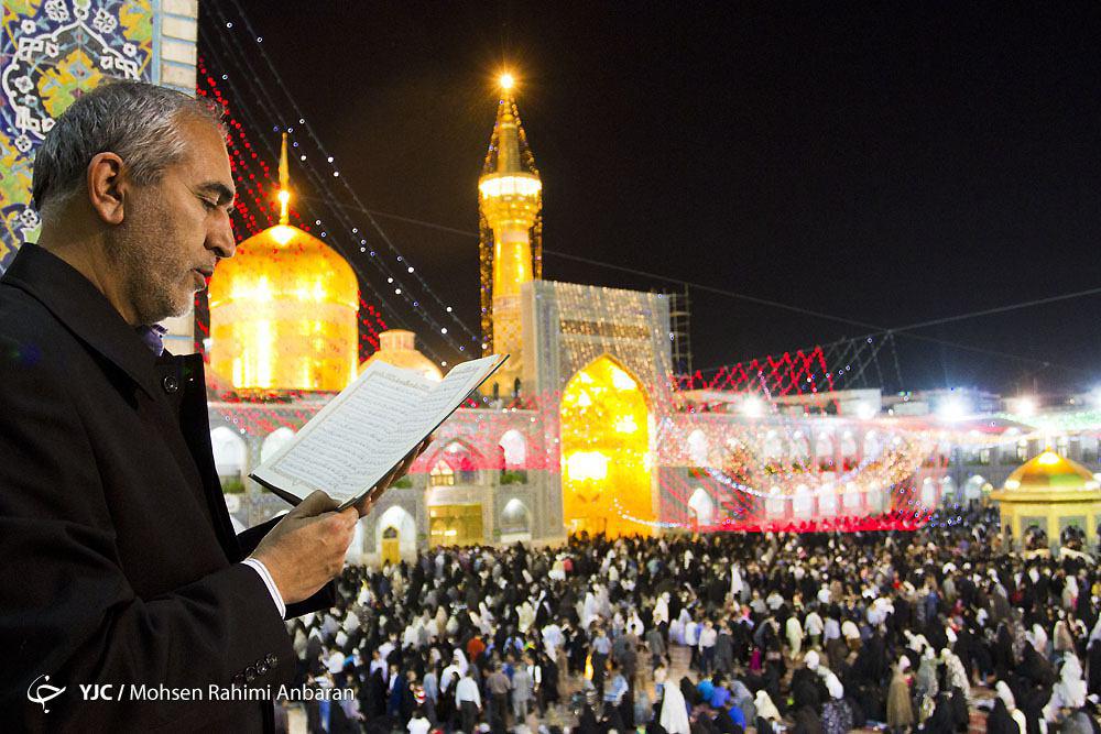 موج کرم در شب میلادش به اوج تلاطم رسیده است