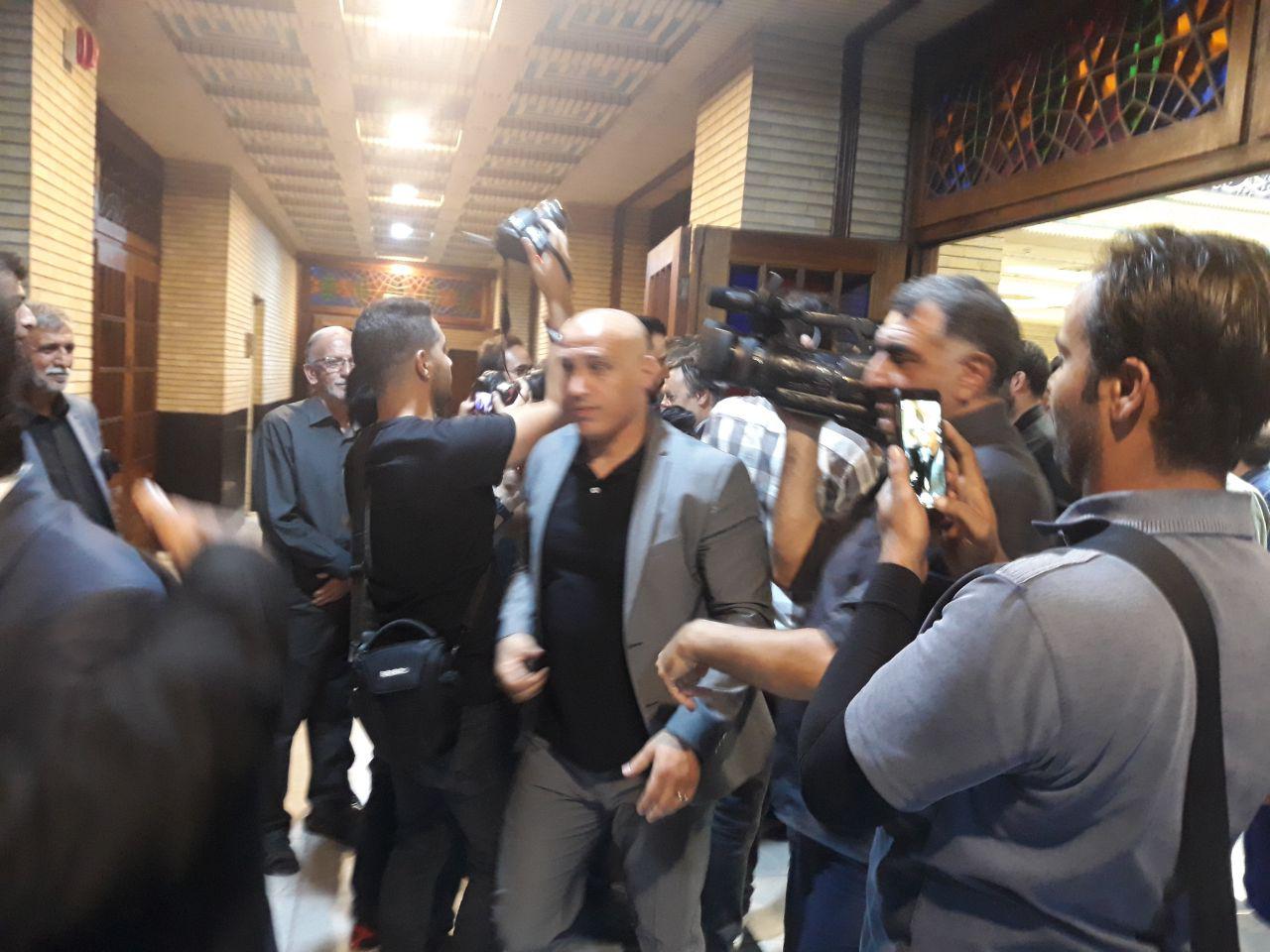 مراسم سومین روز درگذشت پدر فرهاد مجیدی برگزار شد