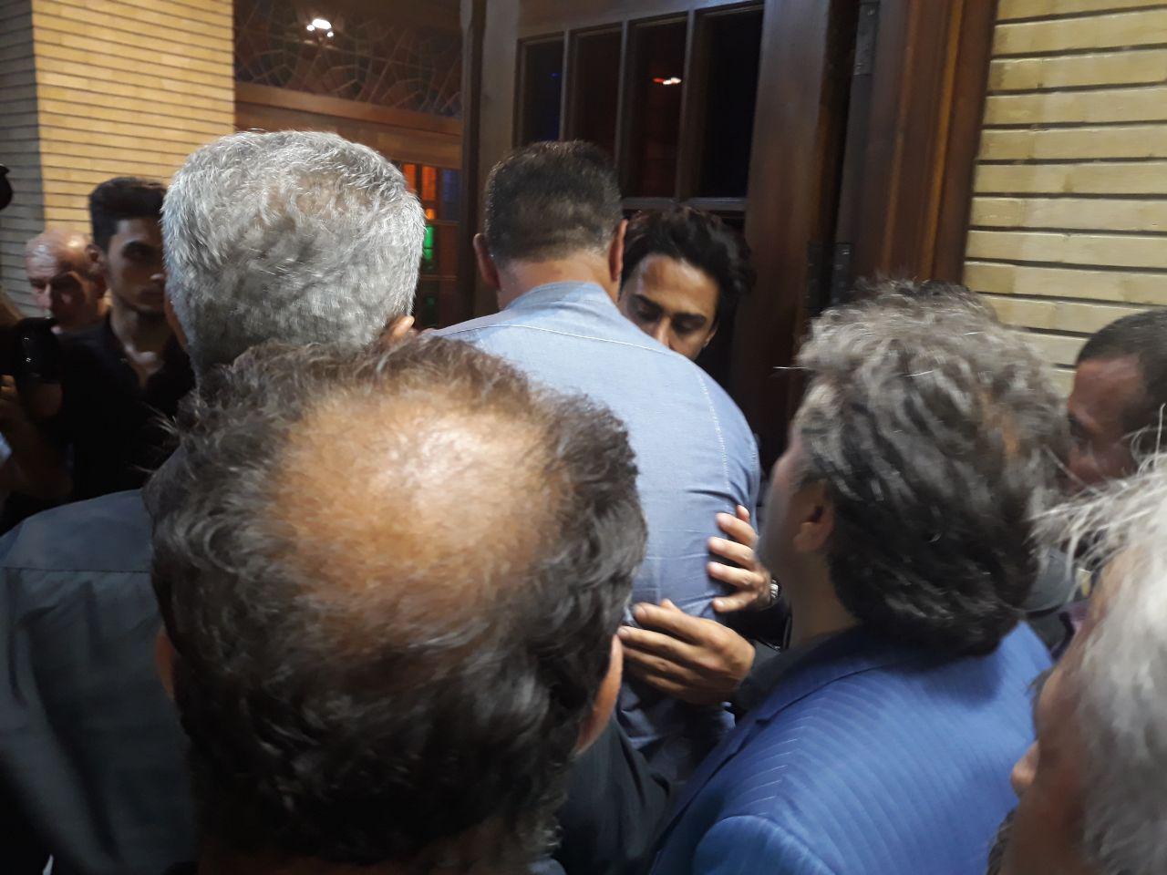 مراسم سومین روز درگذشت پدر فرهاد مجیدی برگزار شد