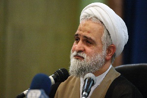 رویکرد دانشگاه آزاد در تجمیع واحدهای دانشگاهی قابل تحسین است/ایجاد دانشگاه‌های قبلی تقلید از غرب بود