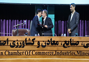 اولویت کمیته امداد ، توانمندسازی مددجویان است
