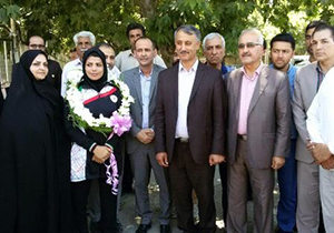 استقبال از بانوی ملی پوش والیبال نشسته گلستانی