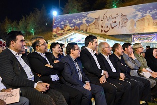 کاروان چارسوق در نیمه راه به نصف جهان رسید