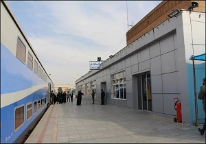 قطار قم به مشهد ضریب اشتغال ۹۰ درصدی دارد