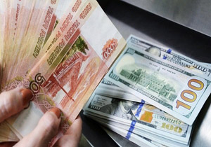 حباب قیمت دلار در صرافی&zwnj;ها