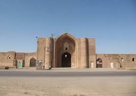 مدیر کل میراث فرهنگی استان خراسان رضوی شبانه از ابنیه تاریخی جوین بازدید کرد.