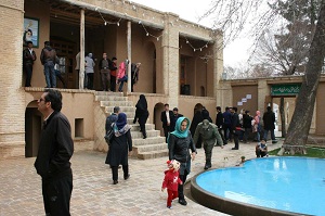 حضور سالانه بیش از ۳۵۰ هزار گردشگر در بیت تاریخی امام خمینی (ره) در خمین