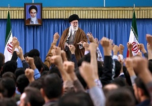 دیدارخانواده شهداو ایثارگران یزد با مقام معظم رهبری