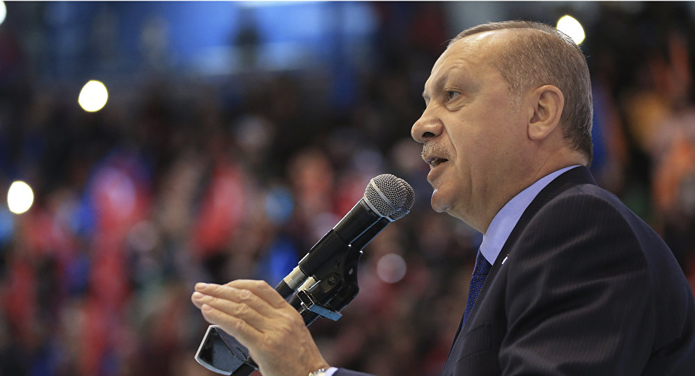اردوغان: محاصره اقتصادی ترکیه در ادامه کودتای نافرجام ۲۰۱۶ است/آمریکا از پشت به متحد خود در ناتو خنجر زد