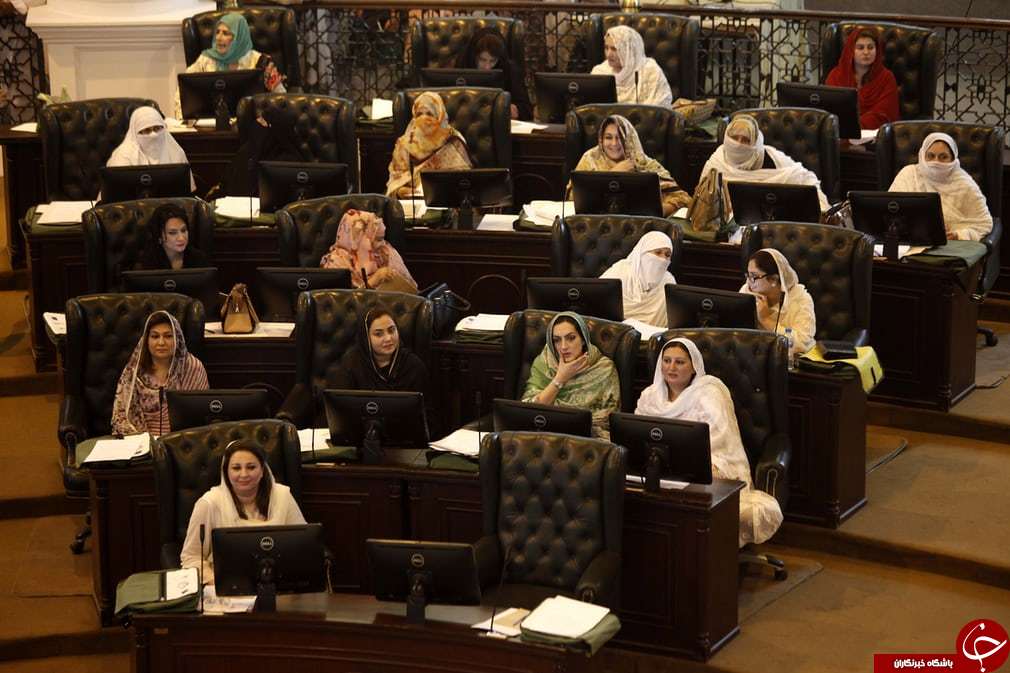 تصاویر روز: از تظاهرات کودکان یمنی در مقابل دفاتر سازمان ملل تا ثبت رکورد طولانی&zwnj;ترین صف &laquo;هات&zwnj;داگ&raquo; در مکزیک