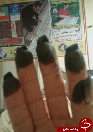 کتابت با همه ناخن&zwnj;های انگشتان دست راست