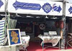 حضور هنرمند خوسفی در نمایشگاه صنایع دستی زنجان