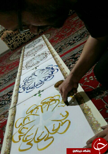 کتابت با همه ناخن&zwnj;های انگشتان دست راست + تصاویر