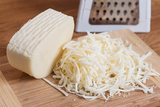 قیمت پنیر و خمیر پیتزای منجمد در فروشگاه&zwnj;ها چقدر است؟