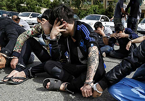 به دام افتادن سارقانی که هرکدام در زمینه ای خاص تخصص دارند + فیلم