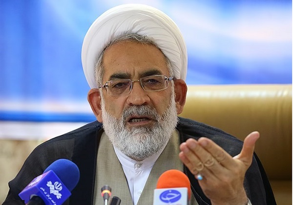 دنبال بستن فضای مجازی نیستیم/ ۶ وزیر برای رفع فیلتر یک شبکه&zwnj; اجتماعی نامه نوشتند