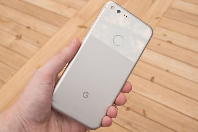 گوگل در تلاش درست کردن باگ به وجود آمده برای گوشی&zwnj;های Pixel XL