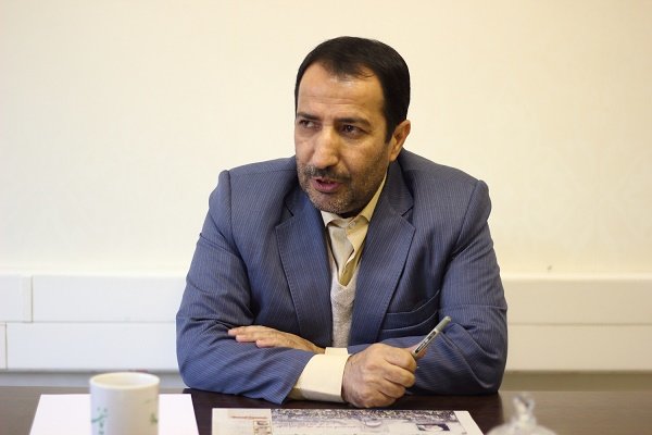 مجلس به استیضاح ربیعی بسنده نمی&zwnj;کند/ پیگیر استیضاح وزیر اقتصاد هستیم